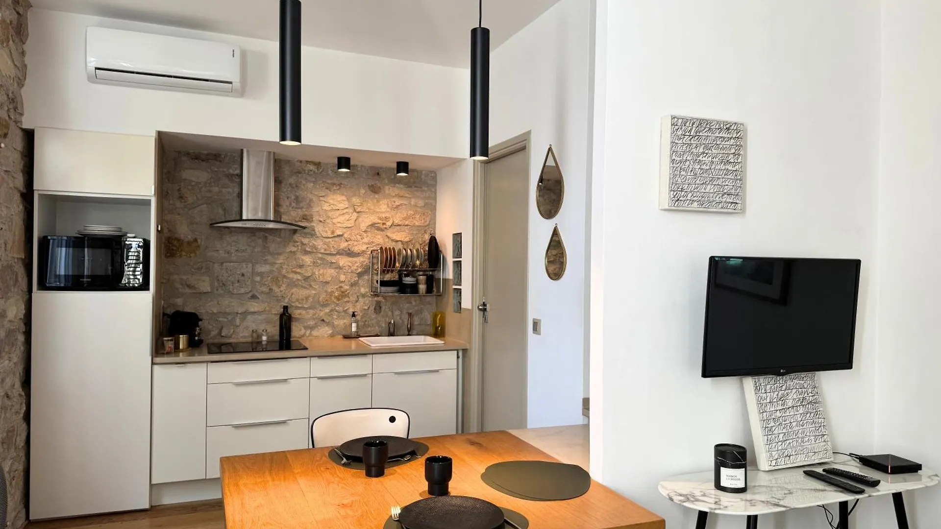 Studio De Charme Centre Ville, Proche Plage & Gare Saint-Raphael  Saint-Raphael (Var)