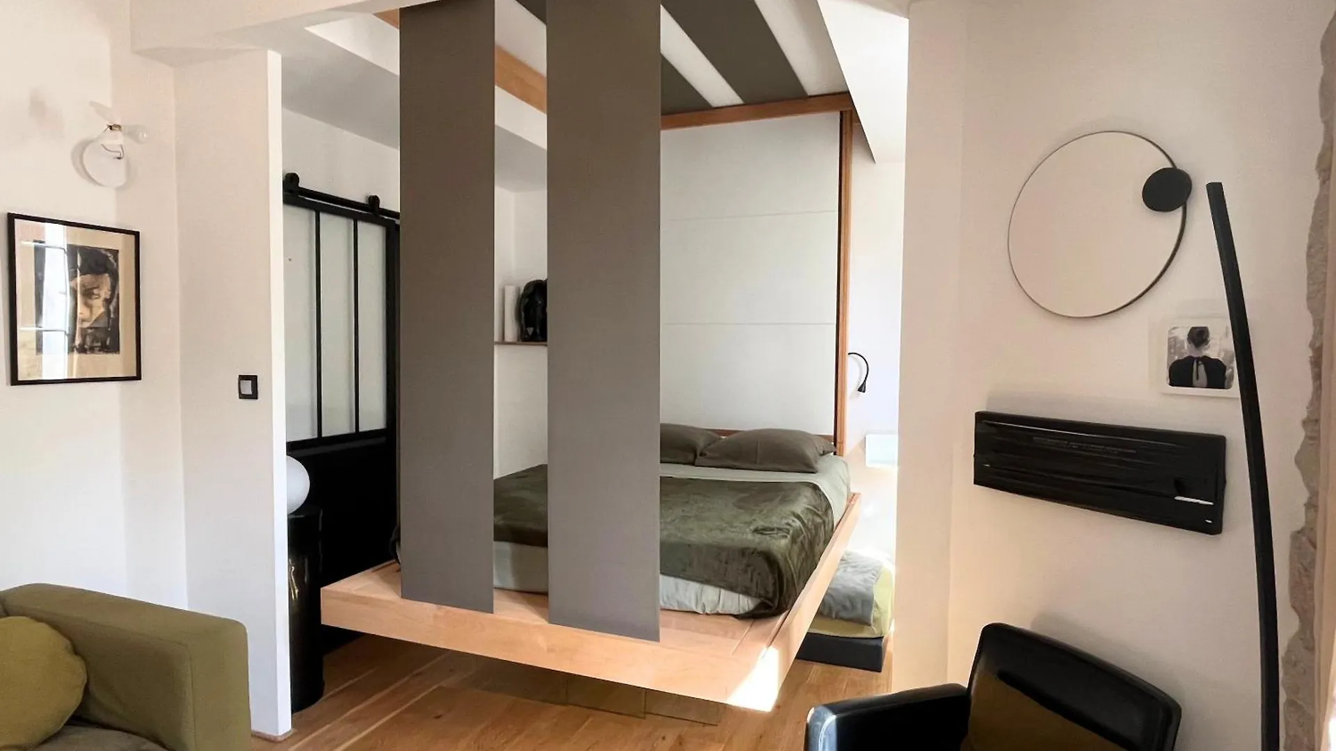 Studio De Charme Centre Ville, Proche Plage & Gare Saint-Raphael